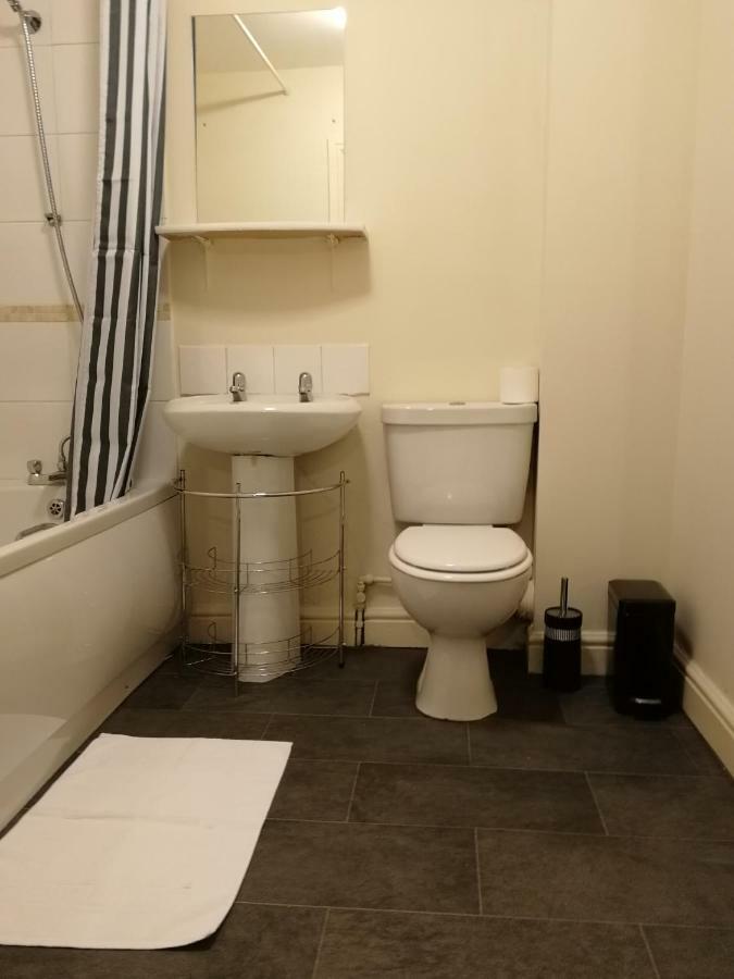 Metrolets 2 Appartamento Luton  Esterno foto